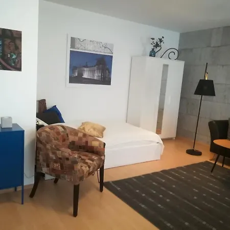 1-raum-apartment -stockholm- شقة كامينز